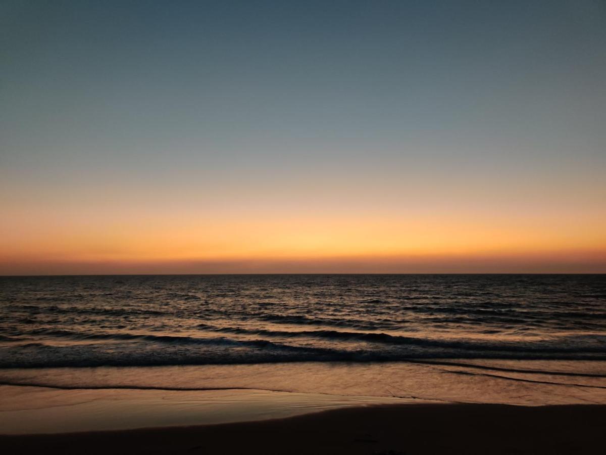 Sea View Resort-& Spa Cherai Черай Бийч Екстериор снимка