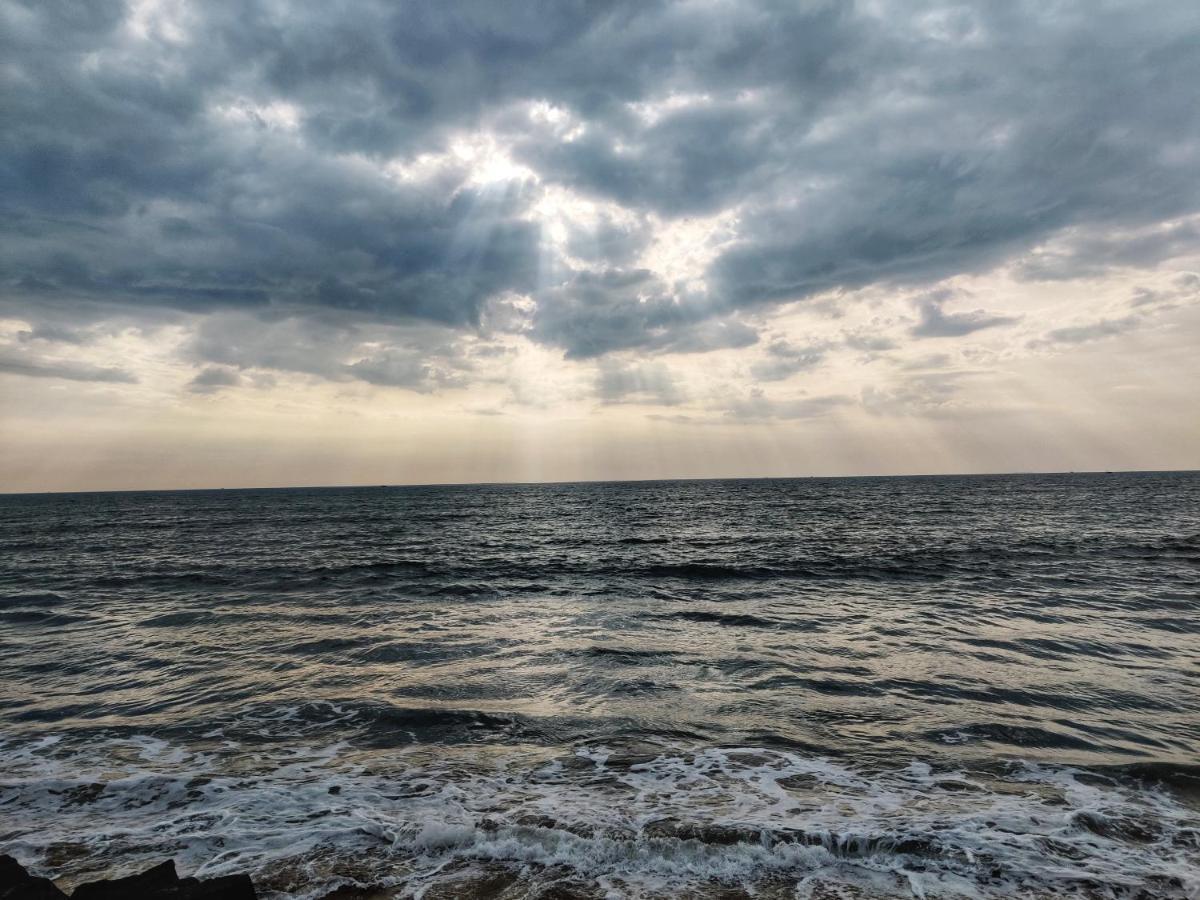 Sea View Resort-& Spa Cherai Черай Бийч Екстериор снимка